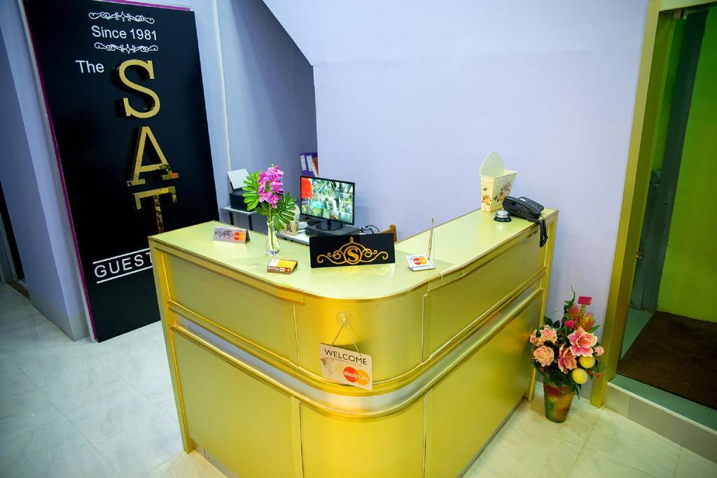 The Sat Yangon Exterior foto