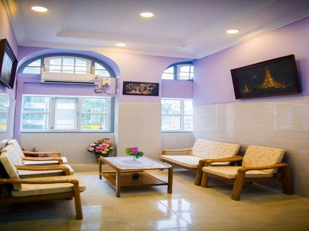 The Sat Yangon Exterior foto