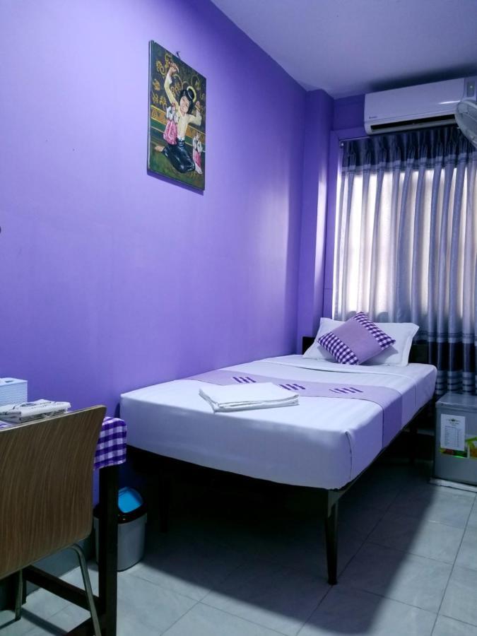 The Sat Yangon Exterior foto